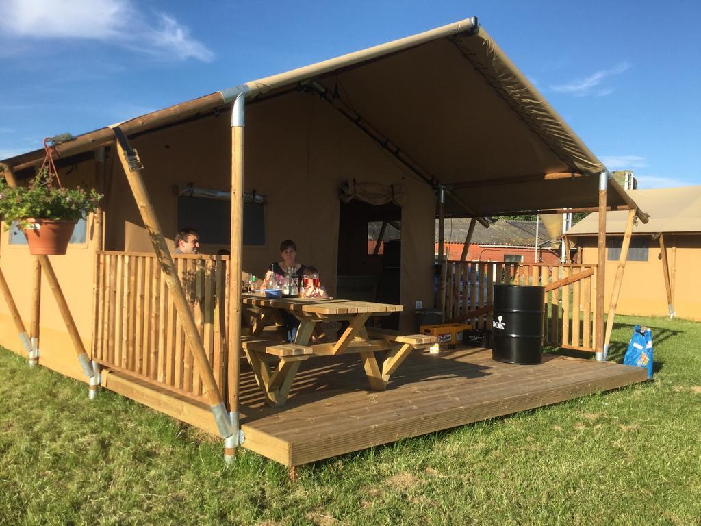 Отель Glamping Aan De Vleterbeke Vleteren Экстерьер фото